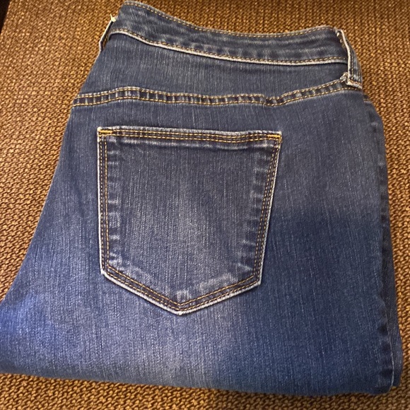 Universal Thread Jeans - Picture 3 of 5